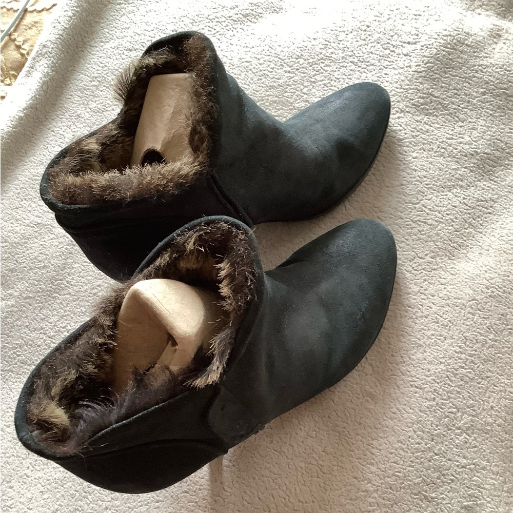 Celine Fur Lined Ladies Bootie - Picture 2 of 16